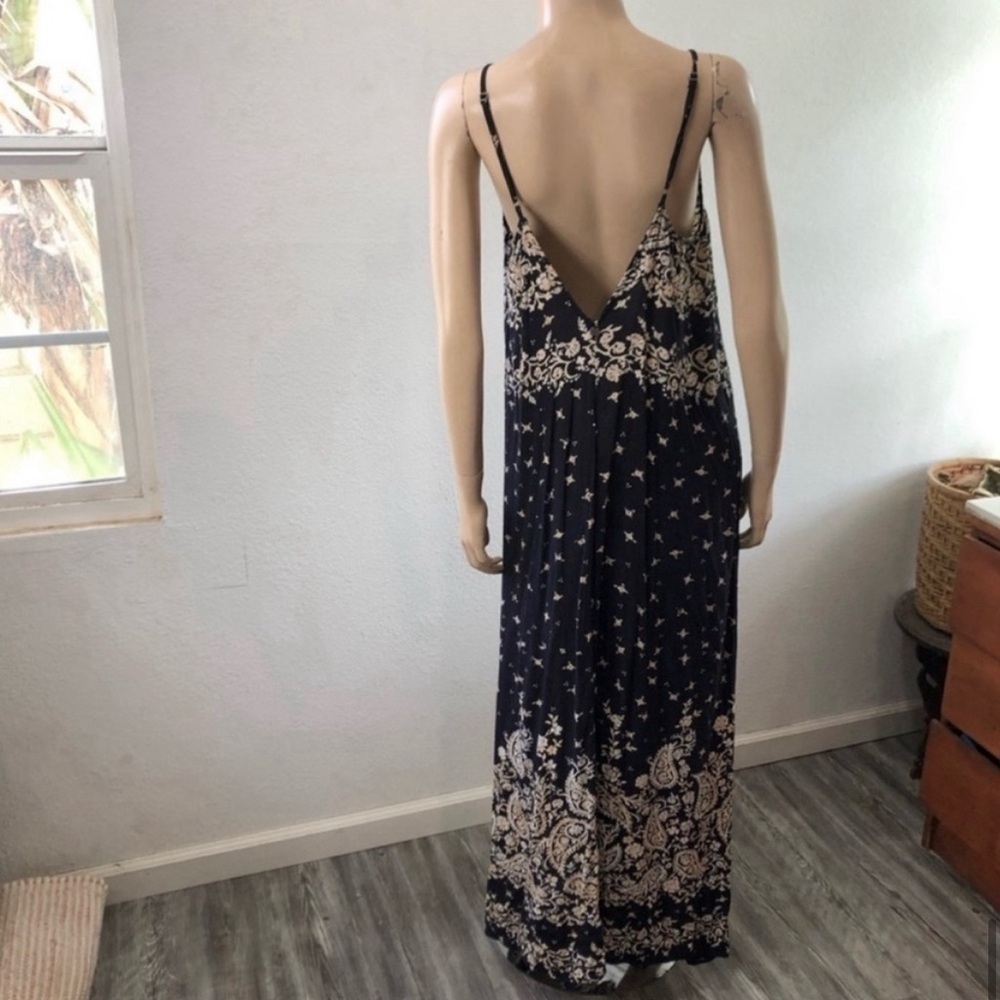 Billabong Navy and Cream Maxi Dress - Picture 16 of 16
